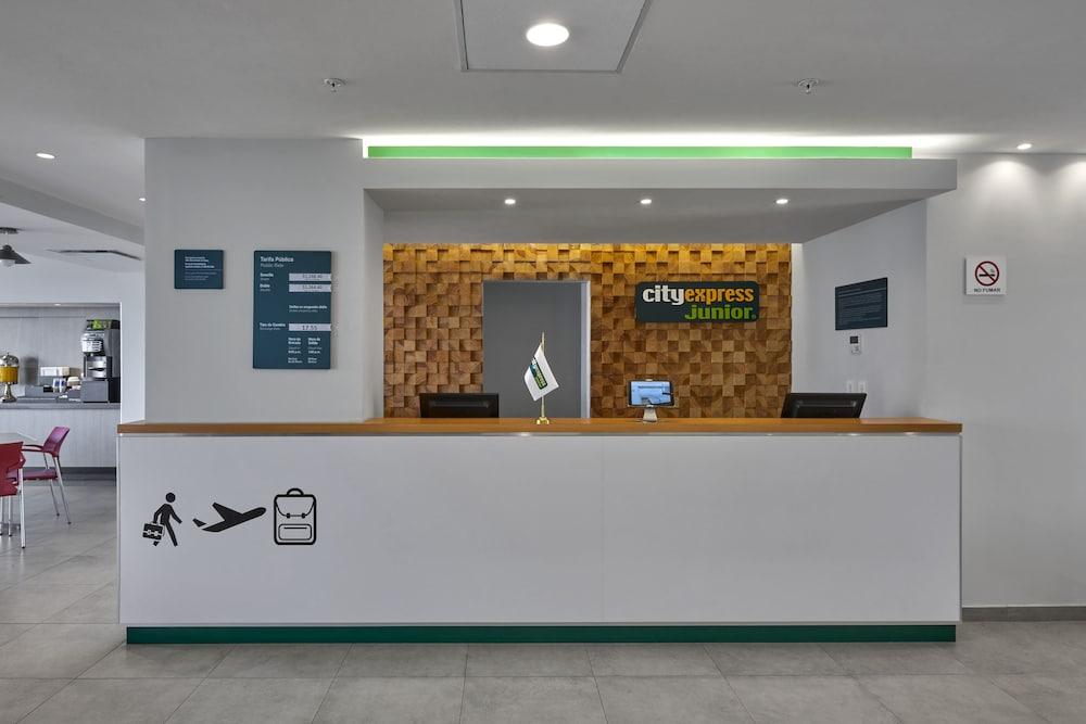 City Express Junior By Marriott Juarez Consulado Exterior photo