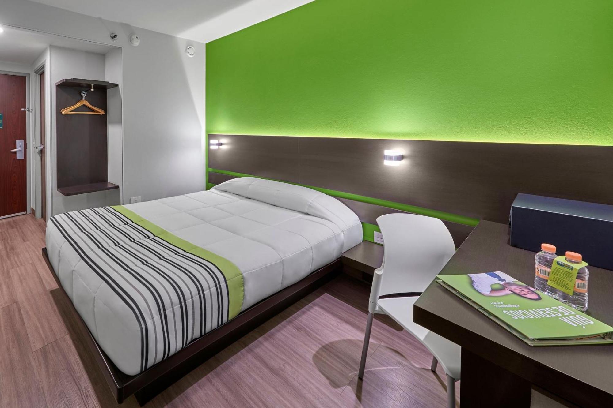 City Express Junior By Marriott Juarez Consulado Exterior photo