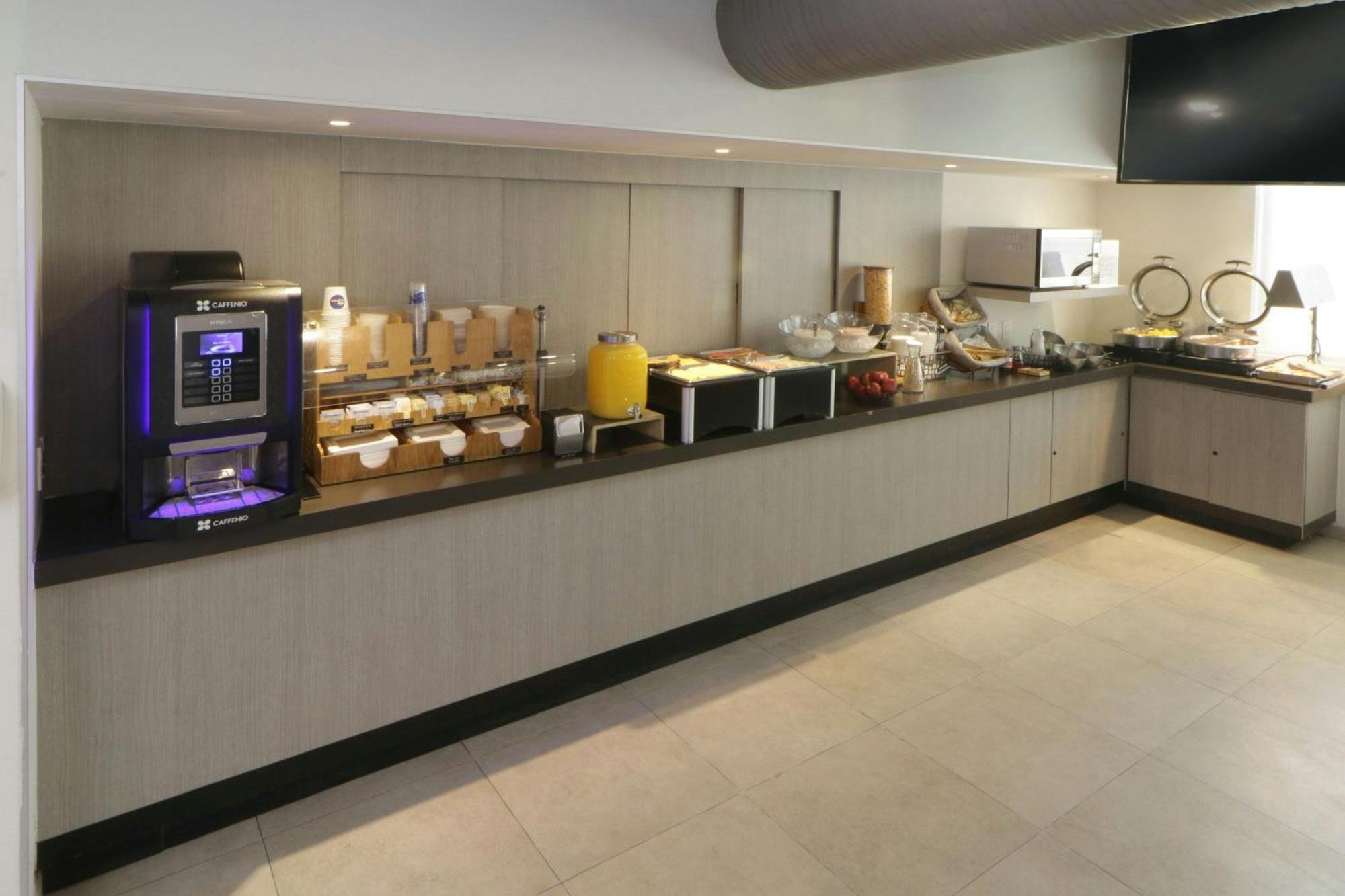 City Express Junior By Marriott Juarez Consulado Exterior photo